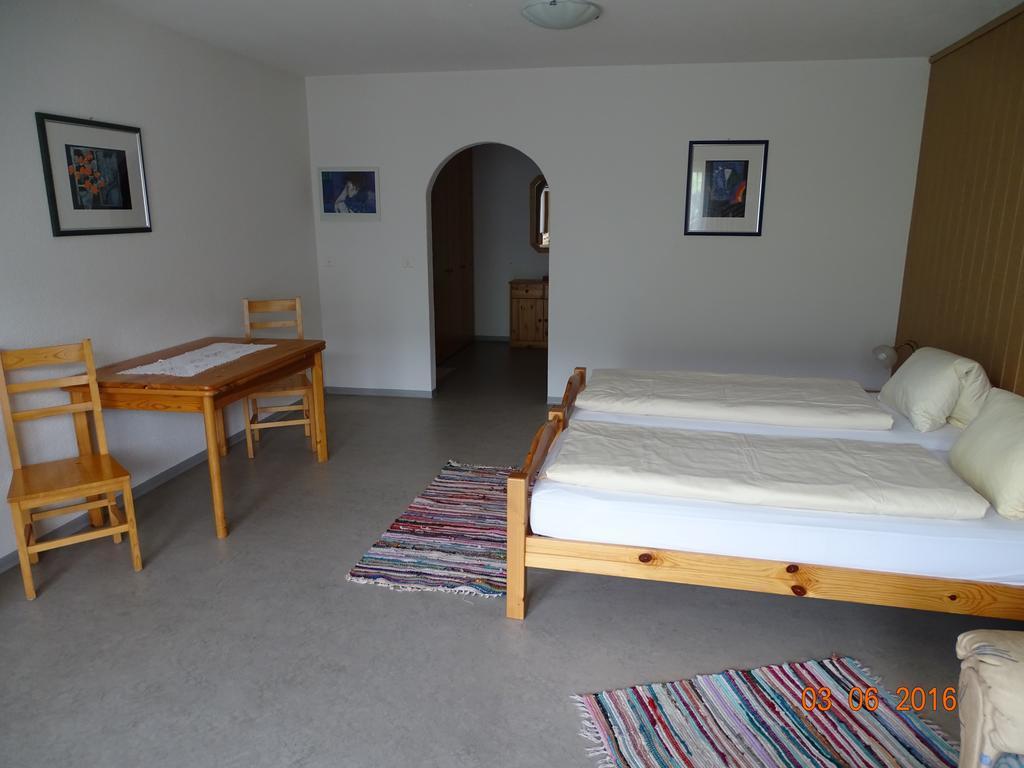 Hotel Old-Jnn Saas im Prattigau Zimmer foto